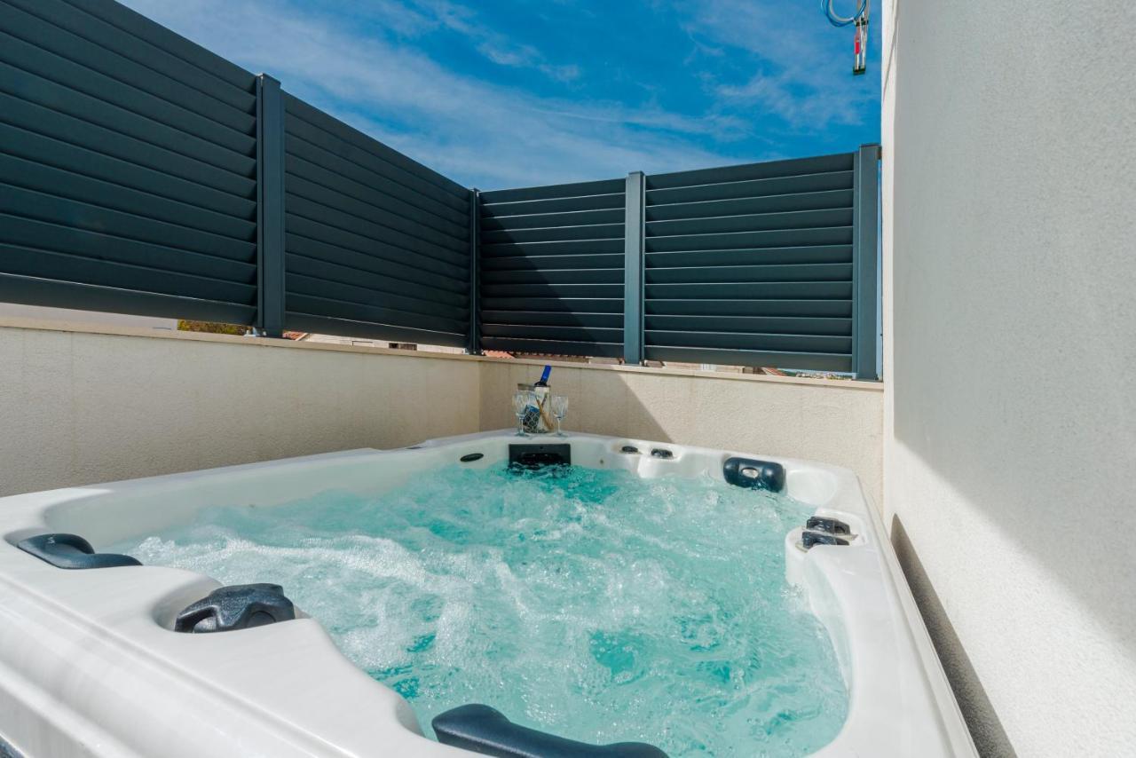 New Deluxe Jacuzzi Apartment Ana Dubrownik Zewnętrze zdjęcie