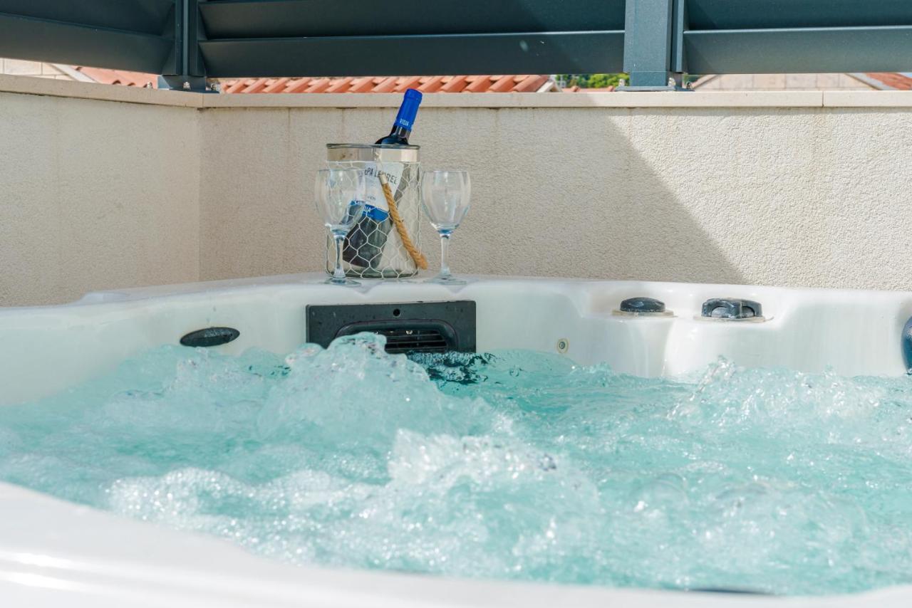 New Deluxe Jacuzzi Apartment Ana Dubrownik Zewnętrze zdjęcie
